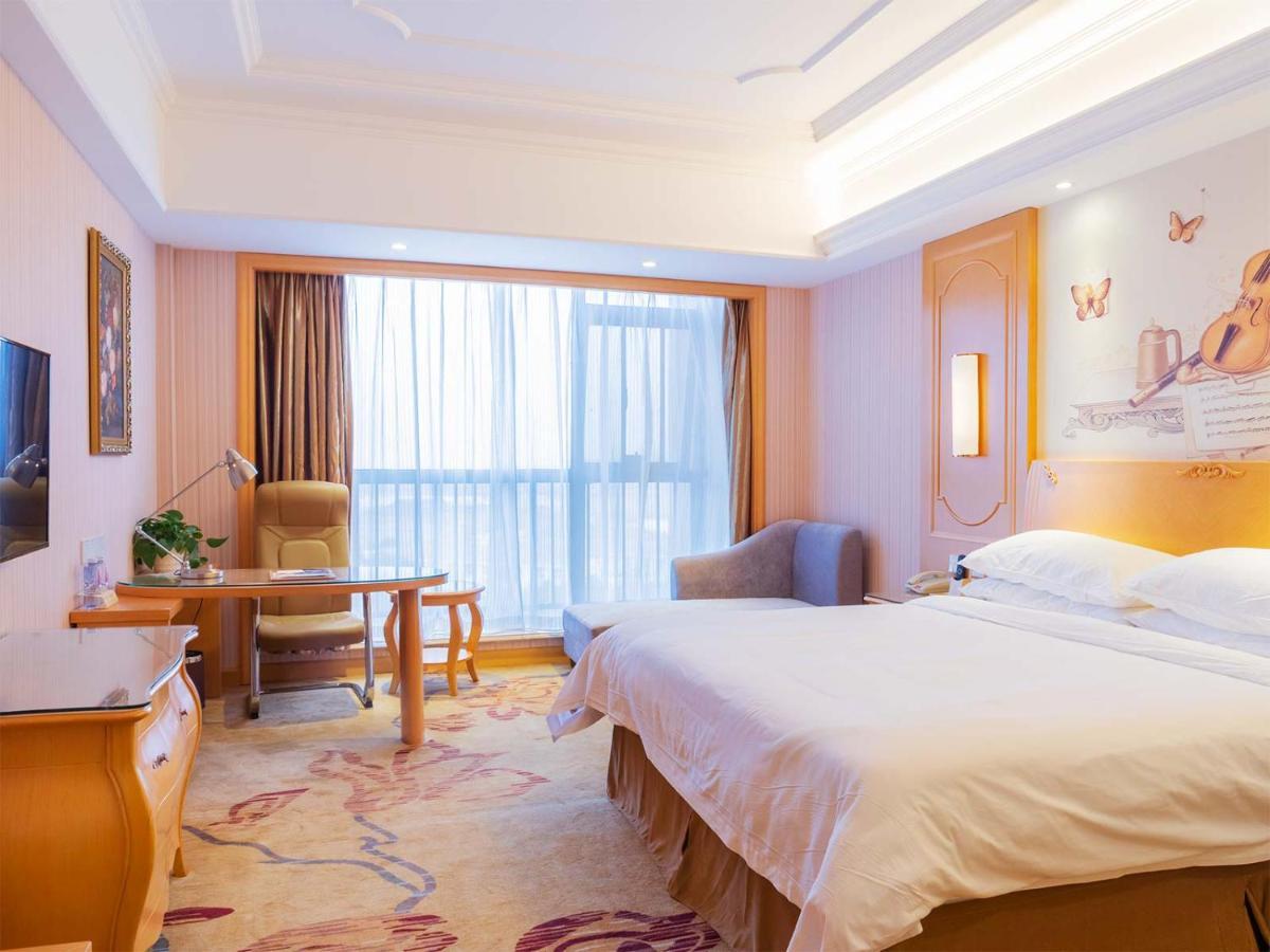 Vienna International Hotel Shanghai Pudong New District Dishui Lake Univeristy City Nianbalian Exteriör bild