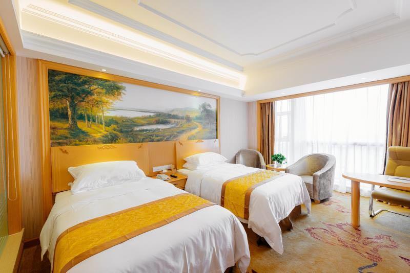 Vienna International Hotel Shanghai Pudong New District Dishui Lake Univeristy City Nianbalian Exteriör bild